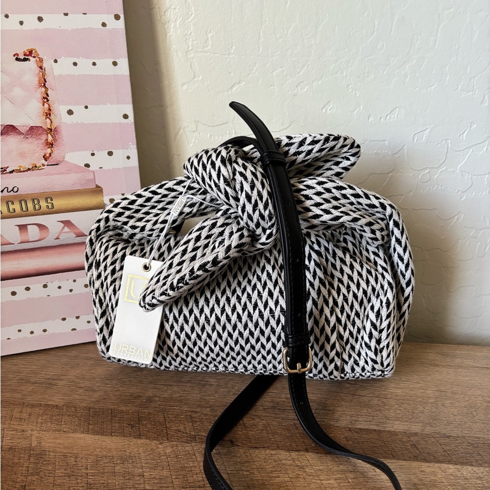 NEW Urban Expressions Woven Dumpling Style Women's Crossbody